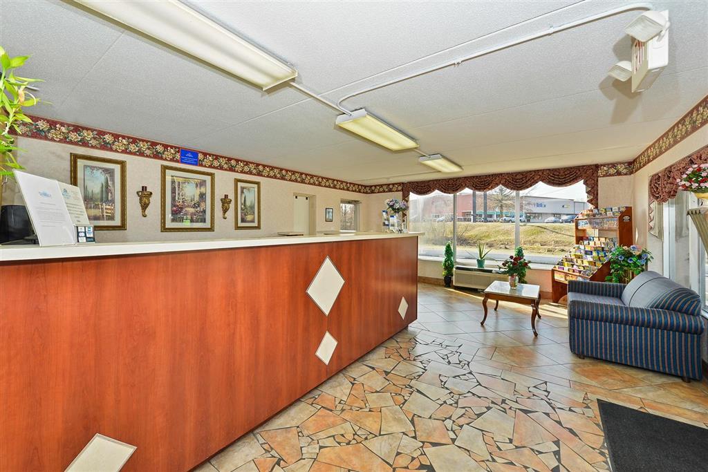Americas Best Value Inn And Suites Ноксвилл Интерьер фото