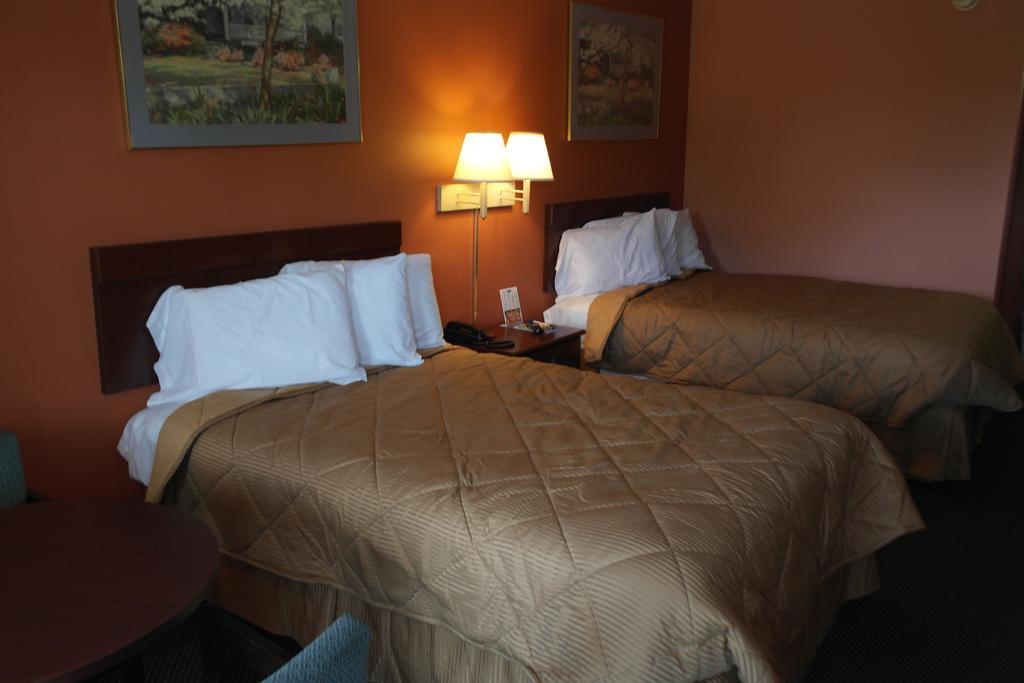 Americas Best Value Inn And Suites Ноксвилл Экстерьер фото